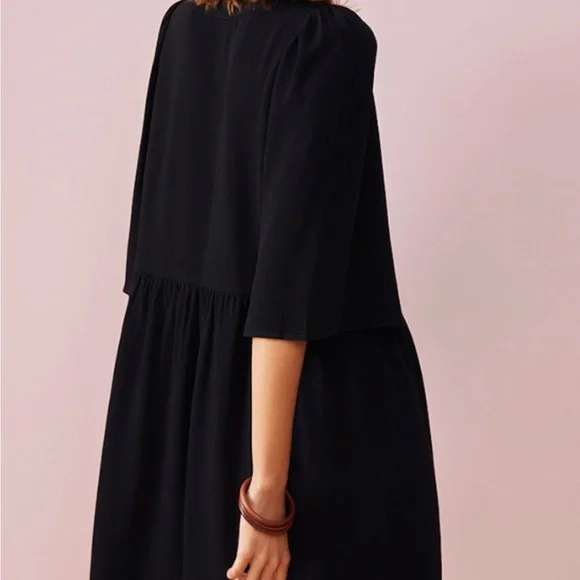 Elegant Black Midi Dress - Picture 3 of 7